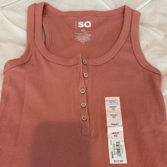 SO Ribbed Henley Tank Top - Picture 4 of 5